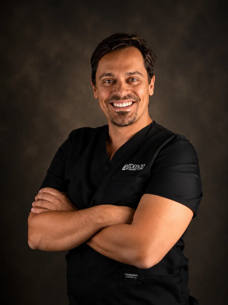 Dr. César Rodríguez